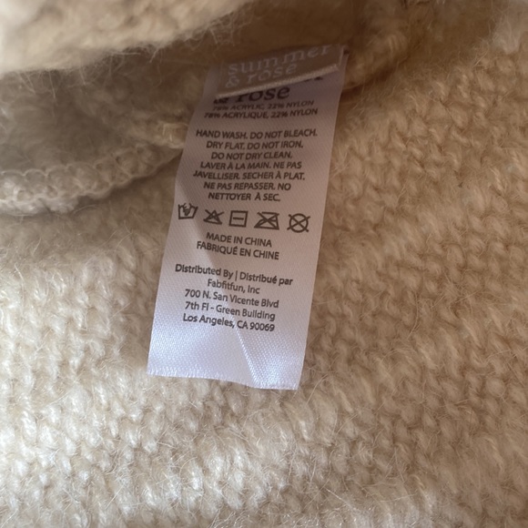 NWOT Cream knit turban - Picture 3 of 3